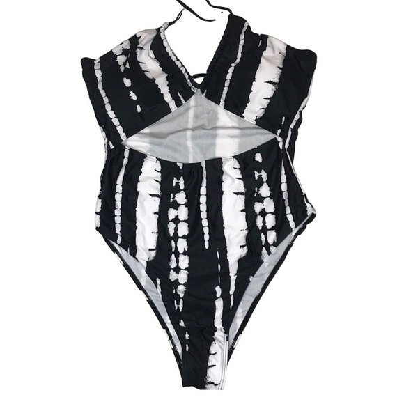 TIE Dye One Piece Swimsuit & Sarong. New. Size XL - Picture 2 of 6